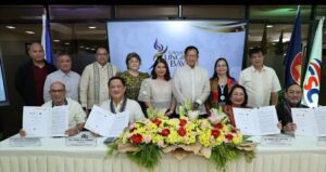 CSC, UP Renew Partnership to Award Scholarships to Gawad Lingkod Bayani Awardees
